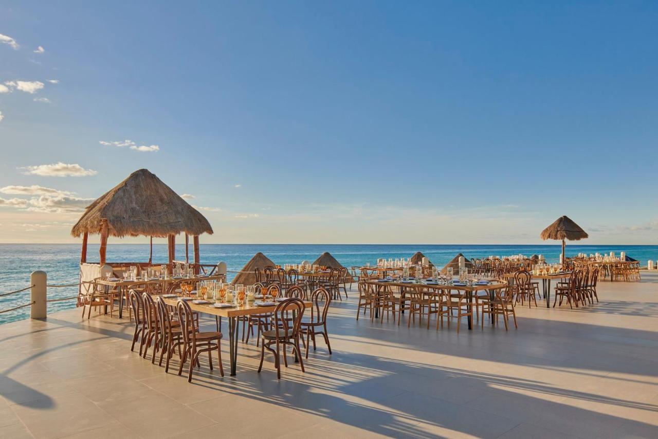Fiesta Americana Condesa Cancún Exterior foto The beach at the resort